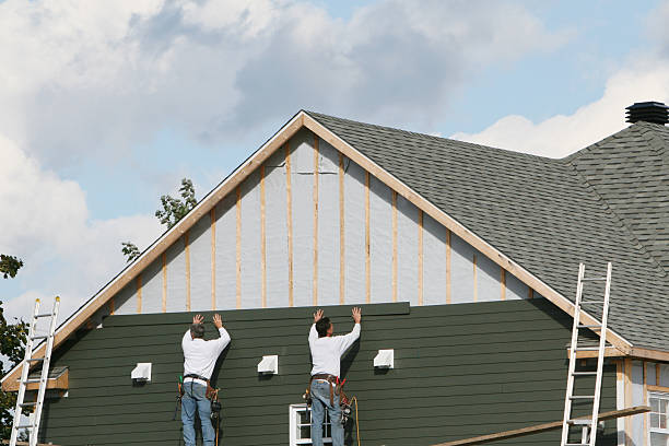 Professional Emergency Siding Repair technician working in Bay Shore, NY